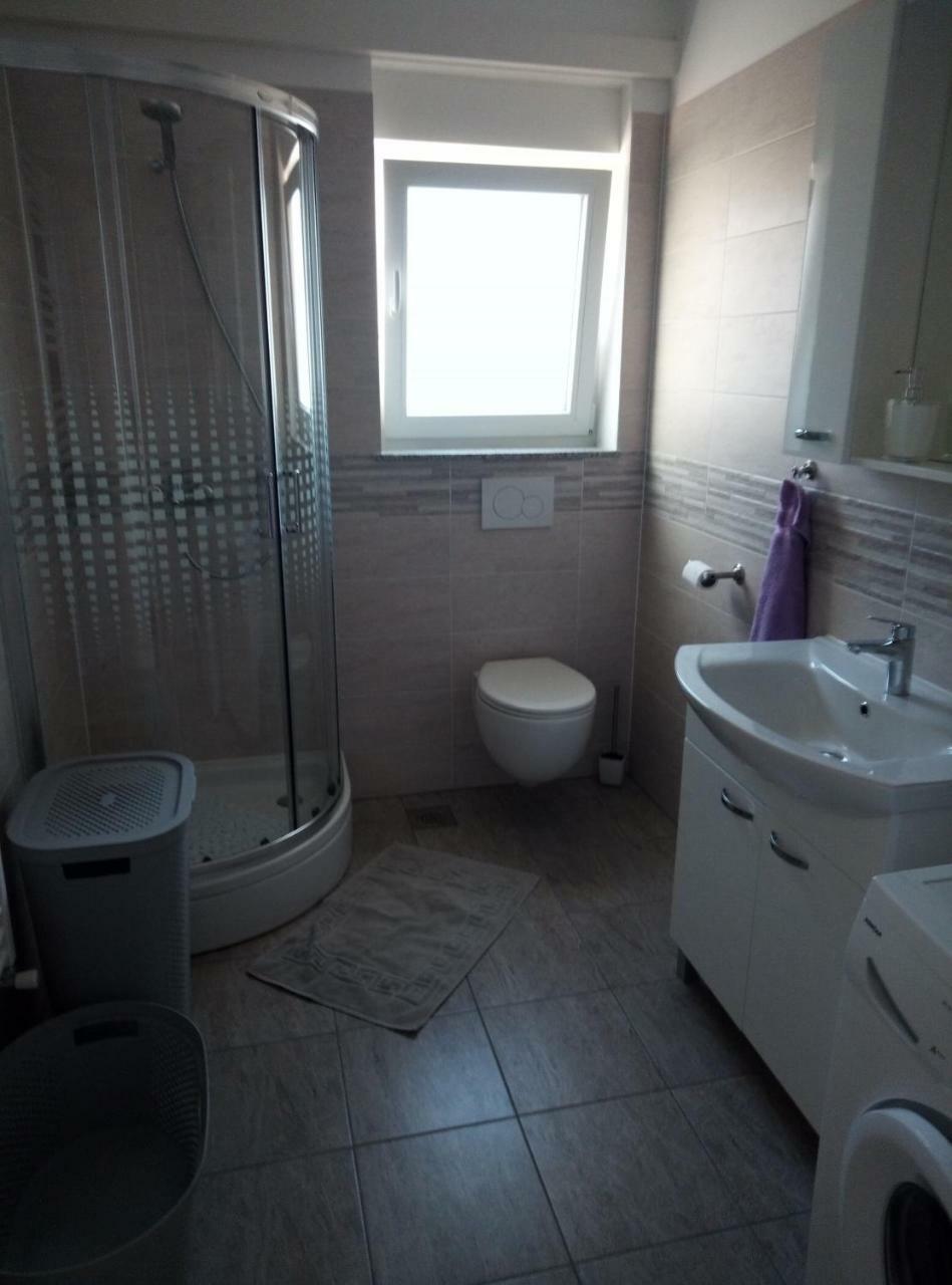 Apartman Rubinic Lovran Buitenkant foto